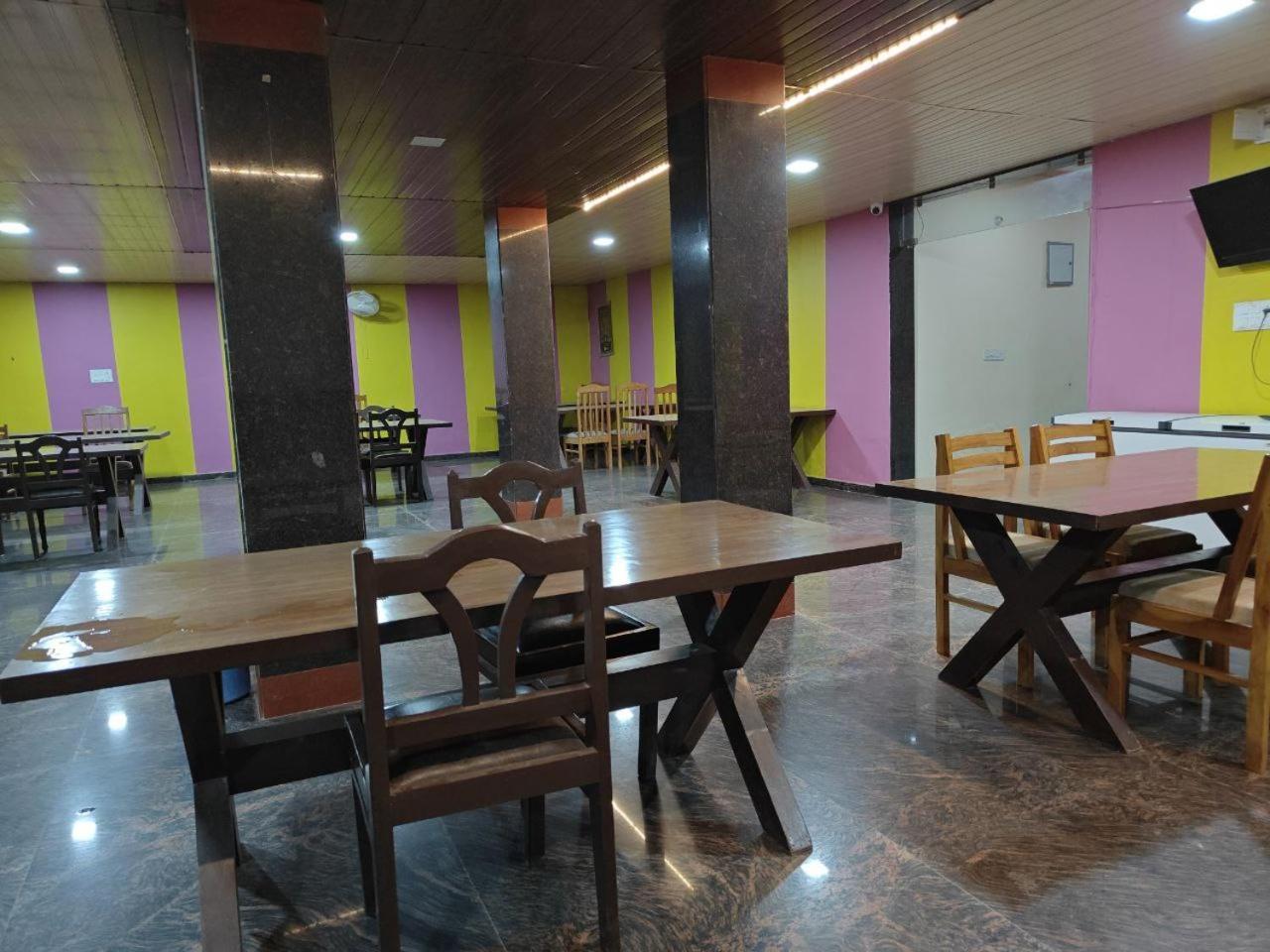 Hotel Shyam Sarover And Restaurant Ringas 外观 照片