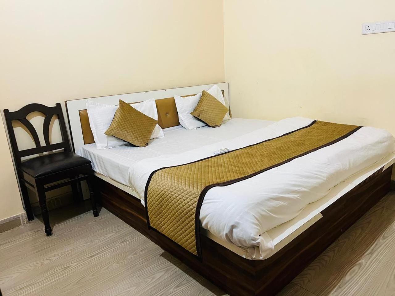 Hotel Shyam Sarover And Restaurant Ringas 外观 照片